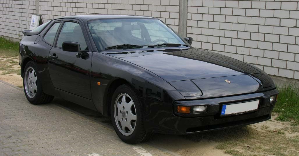 Porsche 944